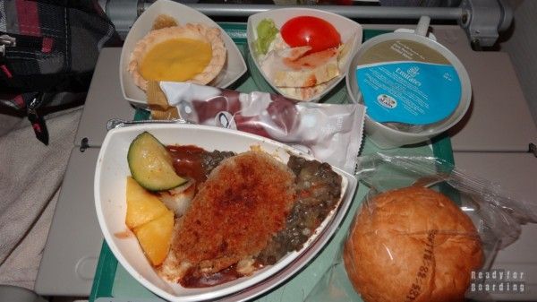 Food on board Emirates on the Dubai-Tokyo Narita route